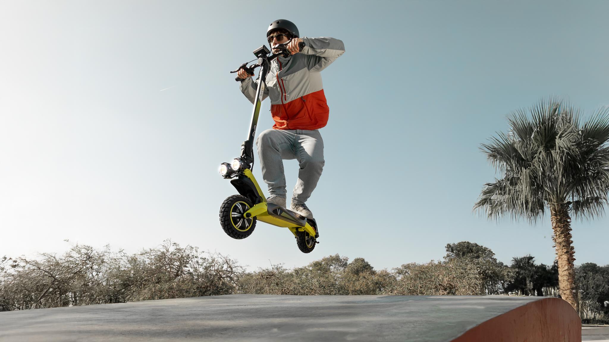 Scooter V55 2×2 Connected (2)