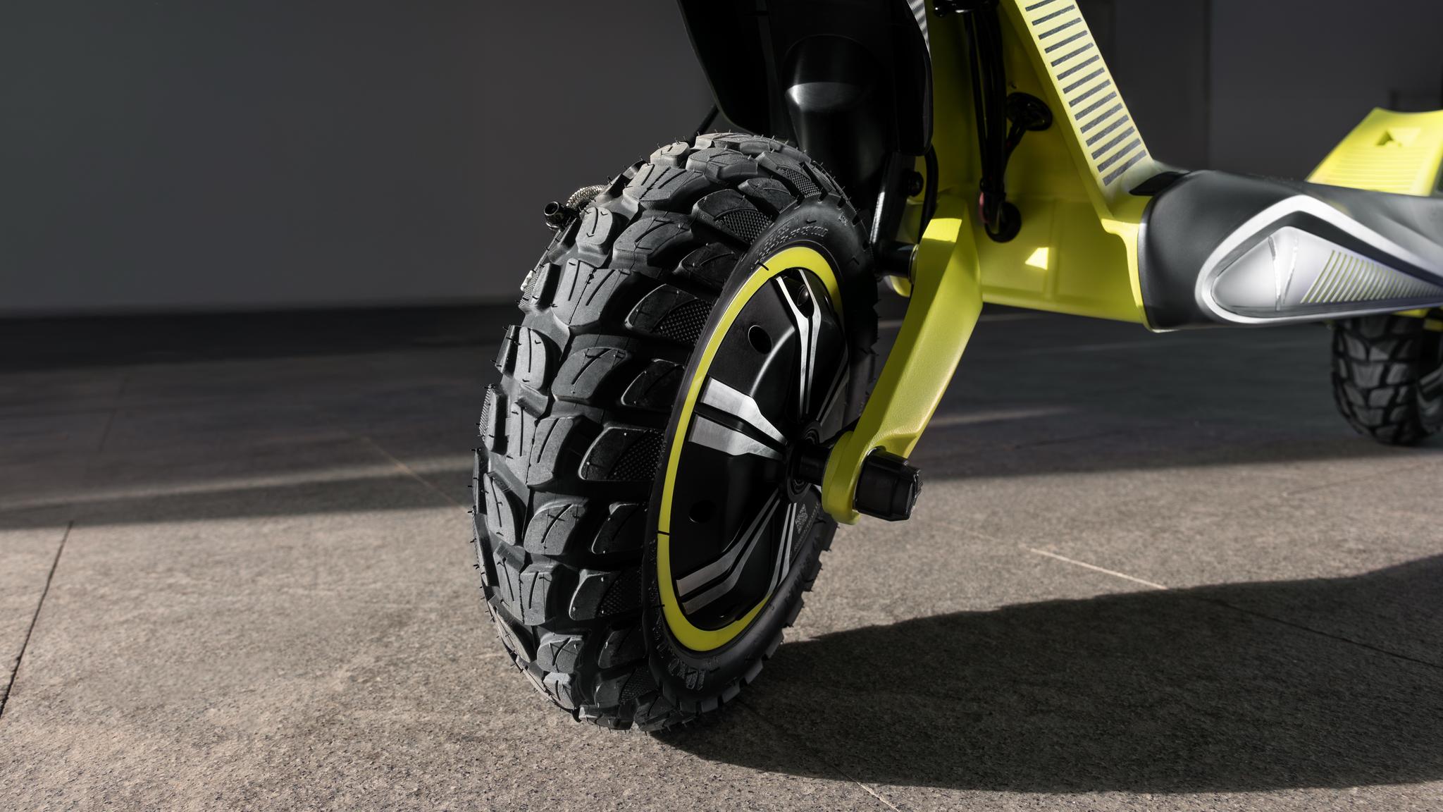 Scooter V55 2×2 Connected (4)