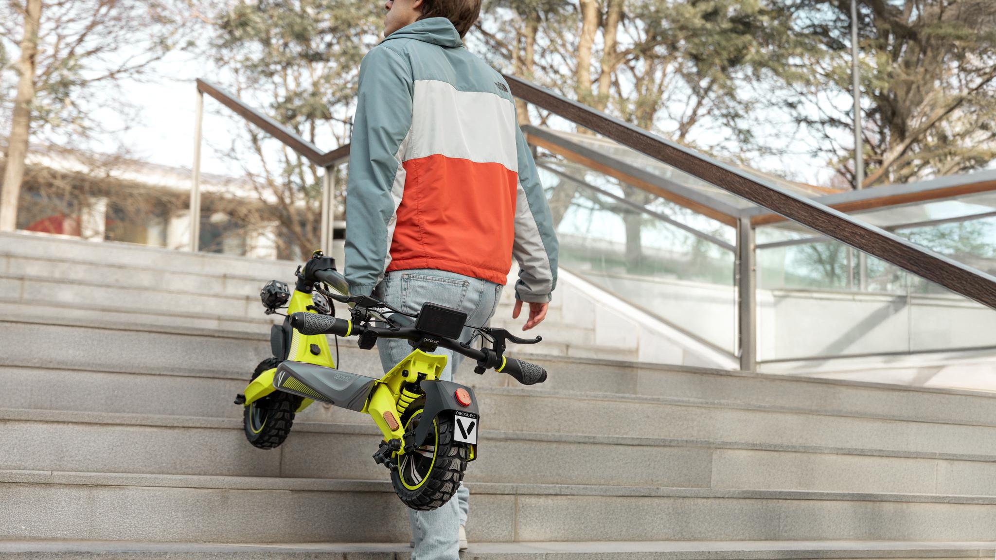 Scooter V55 2×2 Connected (8)